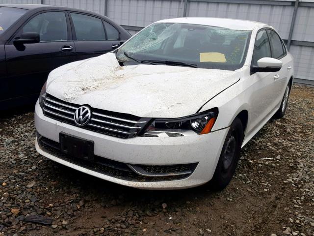 1VWAT7A30EC022712 - 2014 VOLKSWAGEN PASSAT S WHITE photo 2