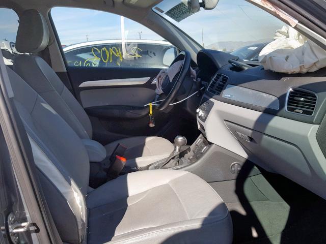 WA1EFCFS3GR019124 - 2016 AUDI Q3 PREMIUM 灰色 照片 5