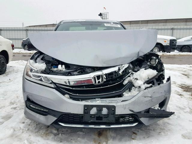 1HGCR2F54GA178758 - 2016 HONDA ACCORD SPO SILVER photo 7