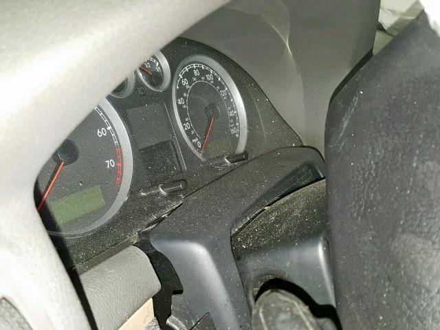 WVWRU63BX5E051348 - 2005 VOLKSWAGEN PASSAT GLX 黑色 照片 8