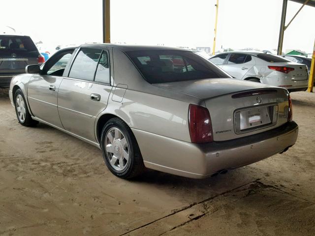 1G6KF579X2U222813 - 2002 CADILLAC DEVILLE DT TAN photo 3