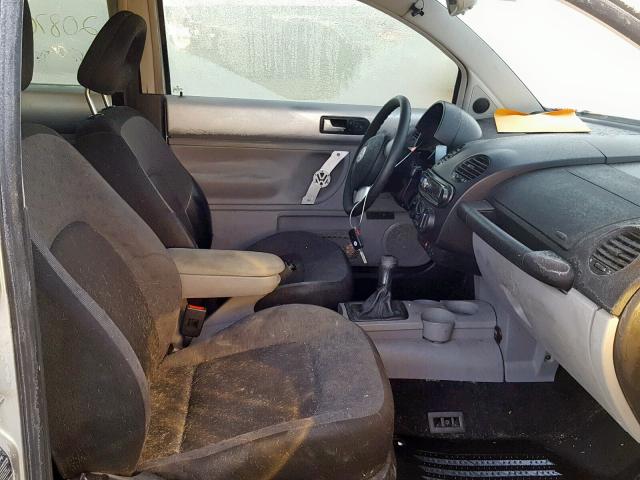 3VWCF21C6YM479966 - 2000 VOLKSWAGEN NEW BEETLE Gümüş foto 5