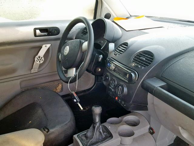 3VWCF21C6YM479966 - 2000 VOLKSWAGEN NEW BEETLE Gümüş foto 9