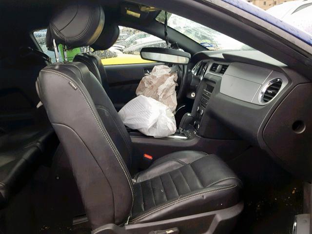 1ZVBP8AM0D5251241 - 2013 FORD MUSTANG Синий фото 5