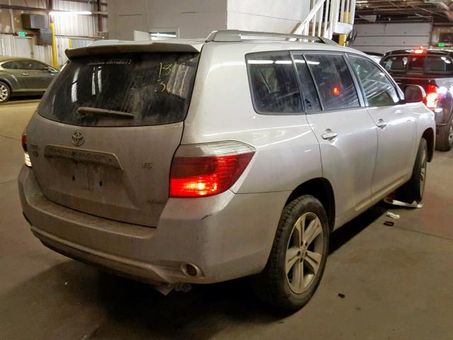 JTEES43A782047517 - 2008 TOYOTA HIGHLANDER SILVER photo 4