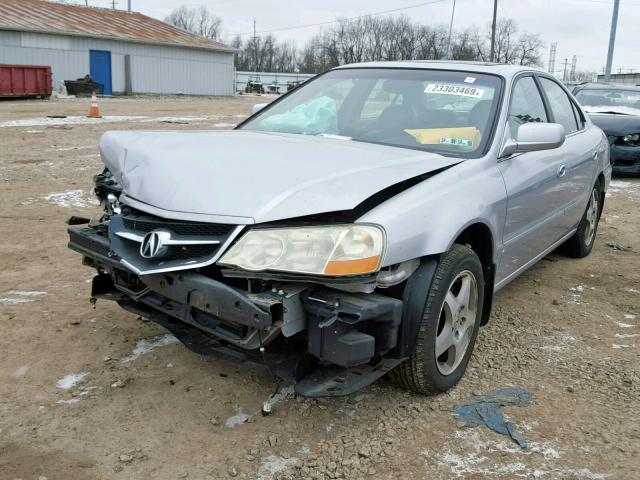 19UUA56652A048616 - 2002 ACURA 3.2TL SILVER photo 2