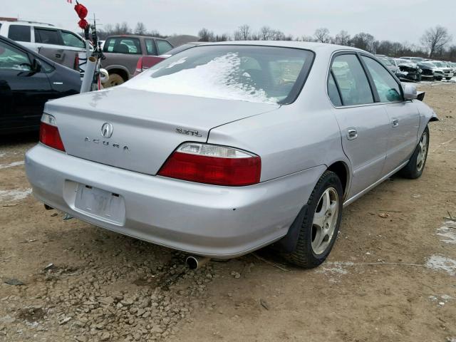 19UUA56652A048616 - 2002 ACURA 3.2TL SILVER photo 4