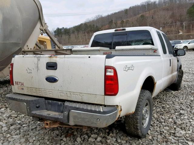 1FTSX21508EB00575 - 2008 FORD F250 SUPER WHITE photo 4