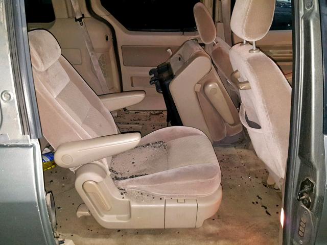 2FMZA52205BA84175 - 2005 FORD FREESTAR S GRAY photo 6