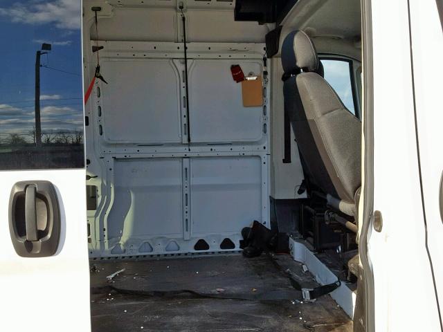 3C6URVHD1GE111905 - 2016 RAM PROMASTER 白色 照片 6