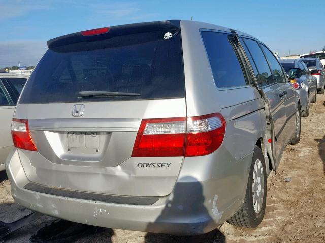 5FNRL38205B112229 - 2005 HONDA ODYSSEY LX SILVER photo 4