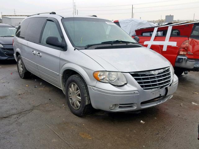 2C8GP64L55R227505 - 2005 CHRYSLER TOWN & COU SILVER photo 1