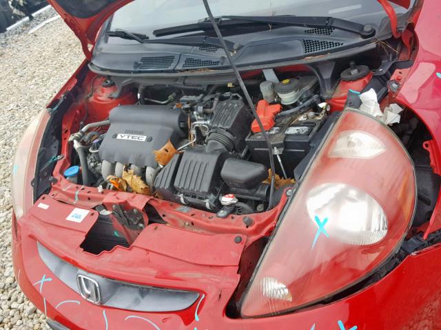 JHMGD37428S069512 - 2008 HONDA FIT RED photo 7