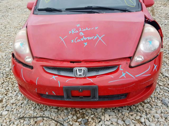 JHMGD37428S069512 - 2008 HONDA FIT RED photo 9