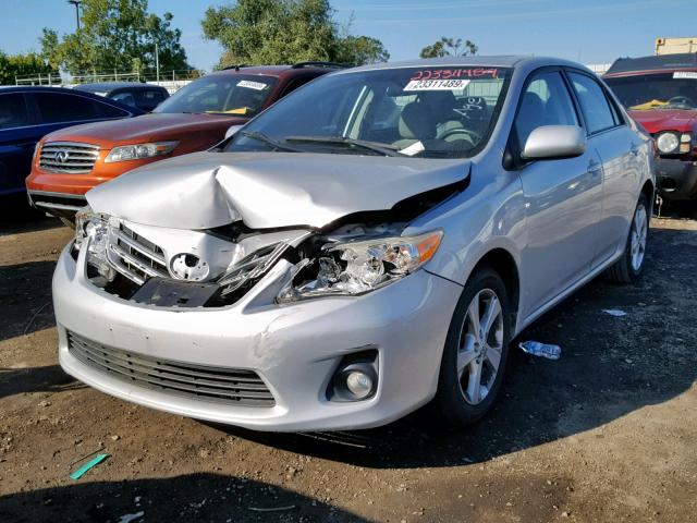 5YFBU4EE9DP079303 - 2013 TOYOTA COROLLA BA Gümüş foto 2