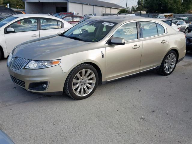 1LNHL9DR2BG600287 - 2011 LINCOLN MKS GOLD photo 2