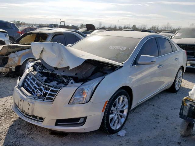 2G61N5S34D9156843 - 2013 CADILLAC XTS WHITE photo 2