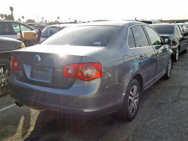 3VWRF71KX6M688915 - 2006 VOLKSWAGEN JETTA 2.5 石墨色 照片 4