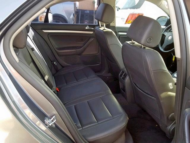 3VWRF71KX6M688915 - 2006 VOLKSWAGEN JETTA 2.5 石墨色 照片 6