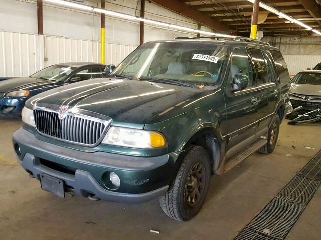 5LMPU28A0XLJ30003 - 1999 LINCOLN NAVIGATOR 绿色 照片 2