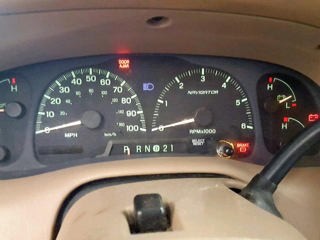 5LMPU28A0XLJ30003 - 1999 LINCOLN NAVIGATOR 绿色 照片 8