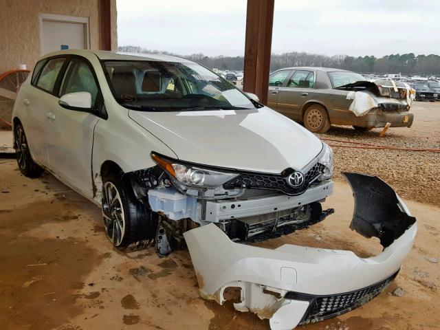 JTNKARJE6JJ555014 - 2018 TOYOTA COROLLA IM WHITE photo 1