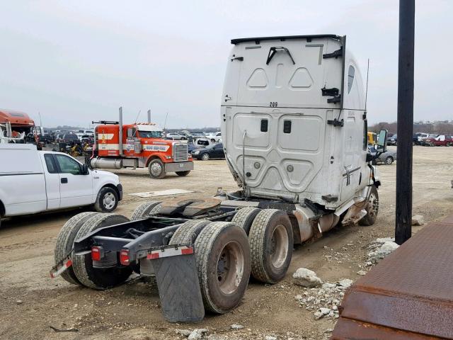 1FUJGLBG7DSFB0049 - 2013 FREIGHTLINER CASCADIA 1 WHITE photo 4