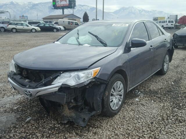 4T4BF1FK9CR205708 - 2012 TOYOTA CAMRY BASE GRAY photo 2