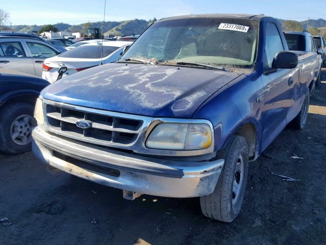 2FTZF1720WCA12041 - 1998 FORD F150 BLUE photo 2