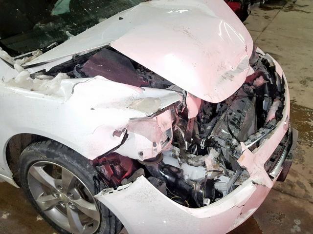 1G1ZC5E02CF159164 - 2012 CHEVROLET MALIBU 1LT WHITE photo 9