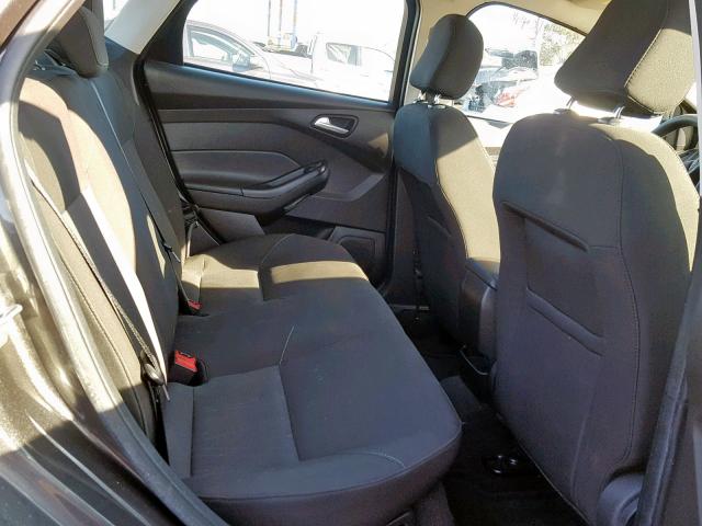 1FADP3F24FL369447 - 2015 FORD FOCUS SE 灰色 照片 6