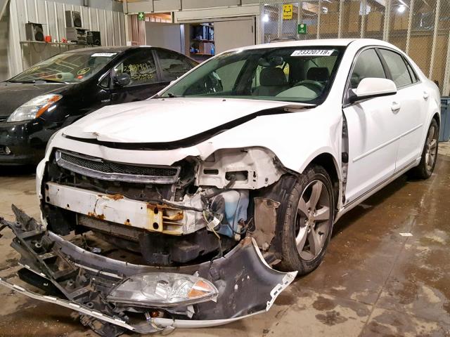 1G1ZJ57B394197947 - 2009 CHEVROLET MALIBU 2LT WHITE photo 2