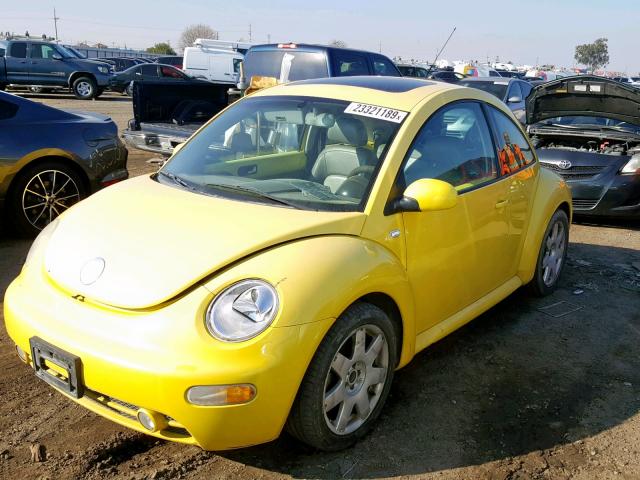 3VWDD21C42M459376 - 2002 VOLKSWAGEN NEW BEETLE YELLOW photo 2