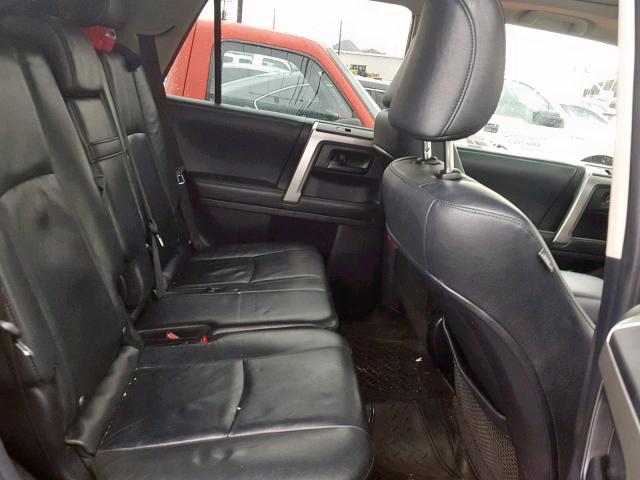 JTEBU5JR1B5062029 - 2011 TOYOTA 4RUNNER SR 灰色 照片 6