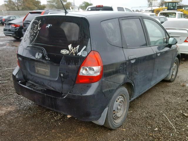 JHMGD37498S071418 - 2008 HONDA FIT BLACK photo 4