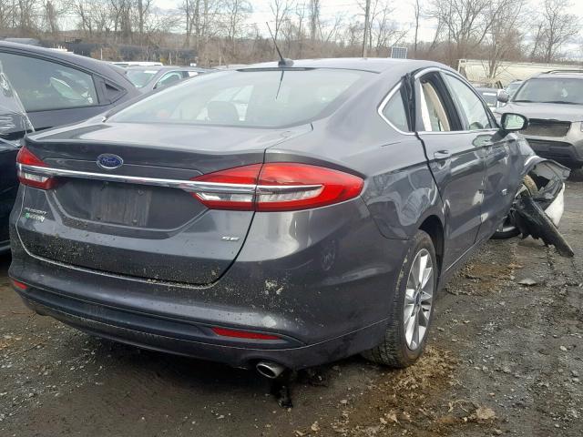 3FA6P0PU3HR225934 - 2017 FORD FUSION SE GRAY photo 4