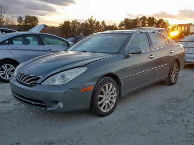 JTHBA30GX55092487 - 2005 LEXUS ES 330 GREEN photo 2