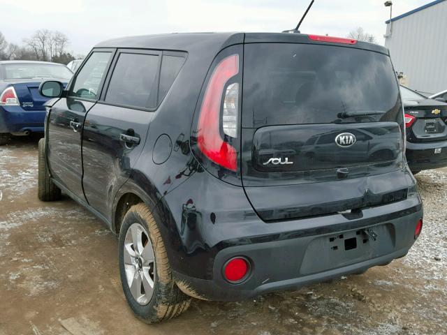 KNDJN2A28J7584397 - 2018 KIA SOUL BLACK photo 3