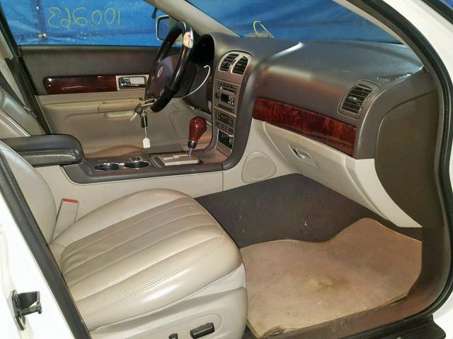 1LNHM86S03Y691188 - 2003 LINCOLN LS أبيض صورة 5