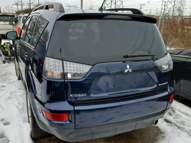 JA4JT3AW9BU023797 - 2011 MITSUBISHI OUTLANDER BLUE photo 3