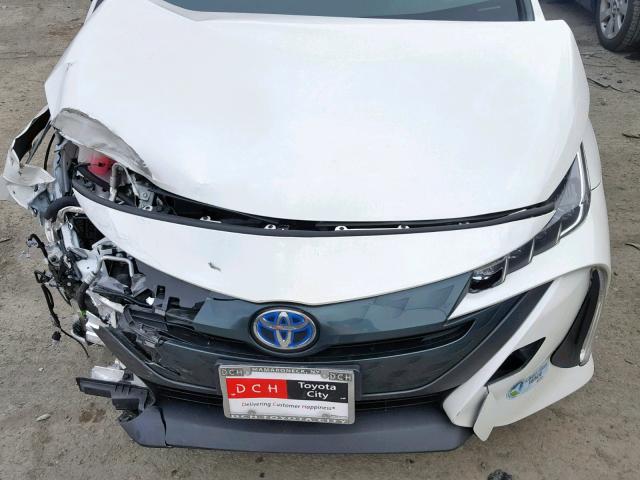 JTDKARFP1H3056098 - 2017 TOYOTA PRIUS PRIM თეთრი ფოტო 7