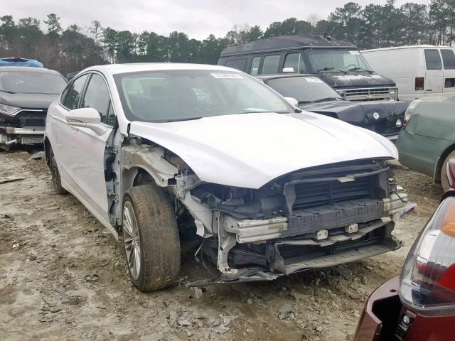 3FA6P0H91FR138041 - 2015 FORD FUSION SE WHITE photo 1