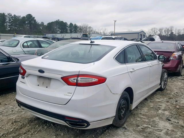 3FA6P0H91FR138041 - 2015 FORD FUSION SE WHITE photo 4