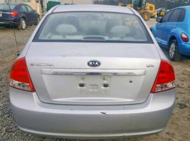 KNAFE221295627289 - 2009 KIA SPECTRA EX SILVER photo 9