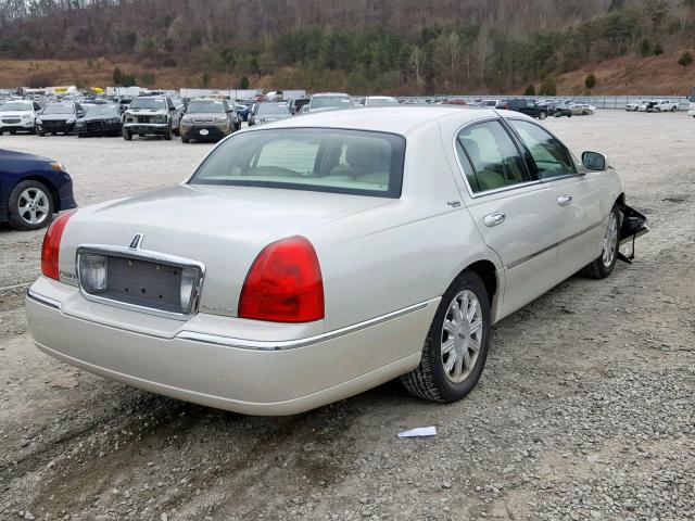 1LNHM82V26Y616075 - 2006 LINCOLN TOWN CAR S CREAM photo 4