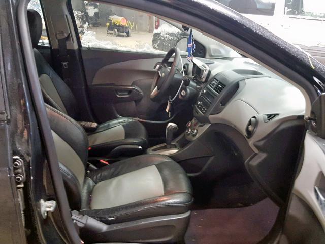 1G1JA5SHXC4144422 - 2012 CHEVROLET SONIC LS 黑色 照片 5