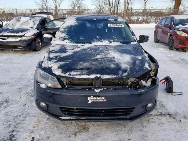 3VW1K7AJ8CM356600 - 2012 VOLKSWAGEN JETTA BASE BLACK photo 9