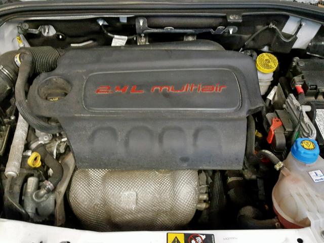 ZFBERFAB7H6E38091 - 2017 RAM PROMASTER 白色 照片 7