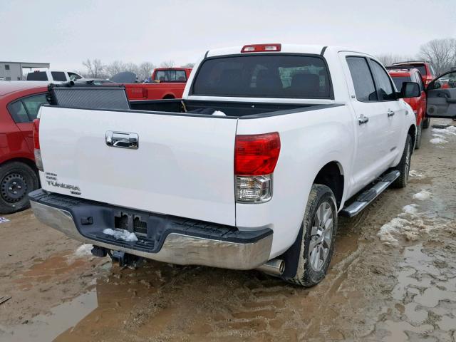 5TFEY5F13DX136874 - 2013 TOYOTA TUNDRA CRE WHITE photo 4