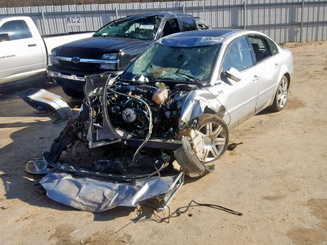WVWRU63BX5E042858 - 2005 VOLKSWAGEN PASSAT GLX 灰色 照片 2